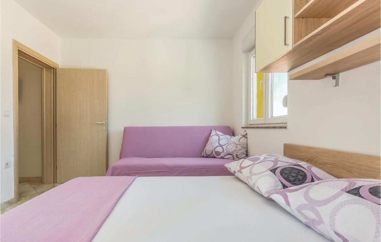 Beautiful Apartment In Krvavica With Kitchen Eksteriør billede
